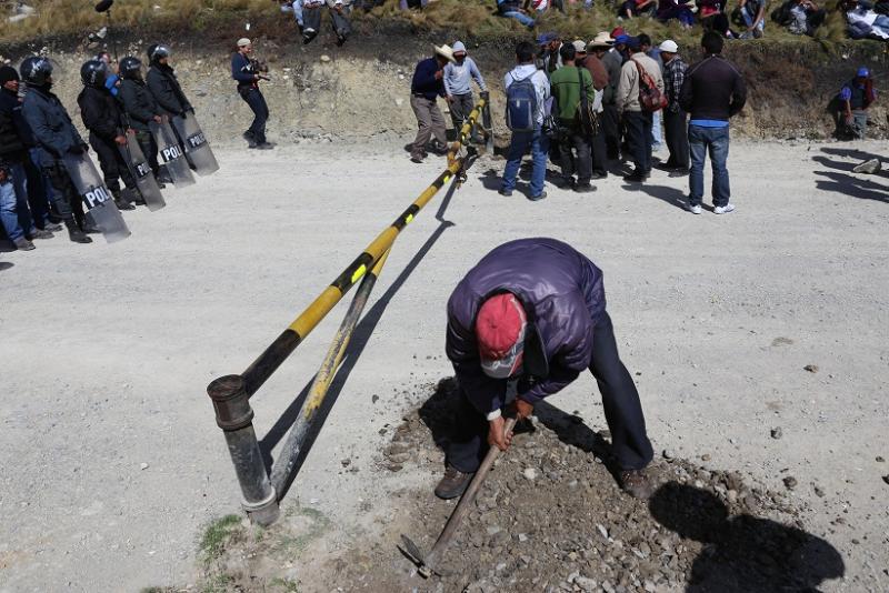 13.08.20 Retiro tranqueras Yanacocha